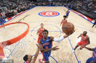 的长期发展 的长期发展